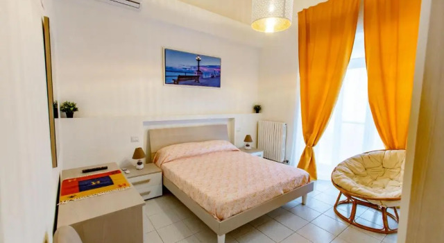 Antonella Home B&B, Rezervasyon Bed and Breakfast Bari Bari Province