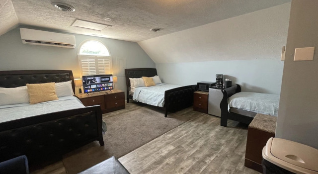 Семейный номер Standard c 1 комнатой с видом на сад Harbour Square Suites