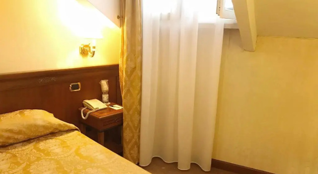 Одноместный номер Economy Hosianum Palace