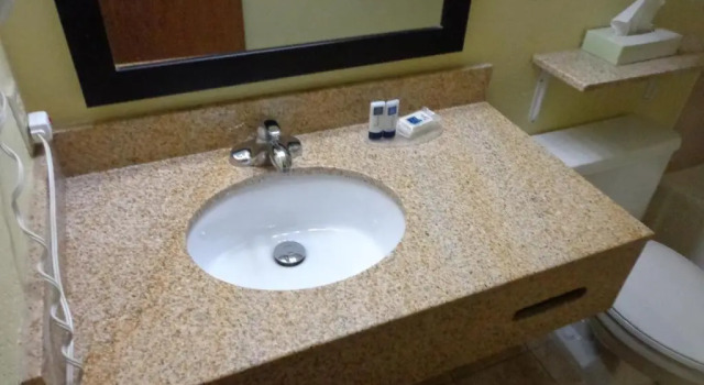 Номер Standard Quality Inn Council Bluffs I-80