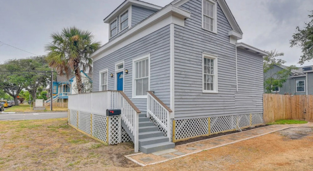 4 Blocks to Beach! Family-friendly Galveston Home, Забронировать Дом для отпуска Виллы Галвестон, рядом с Галерея Galveston Art League, Вилла
