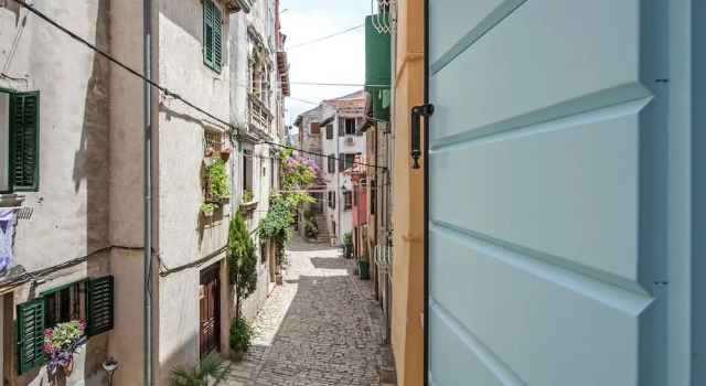 Apartments CASA ROCCIA BIANCA, Забронировать Апартаменты/квартира Ровинь Rovinj Riviera, рядом с Cathedral St. Eufemia Rovinj