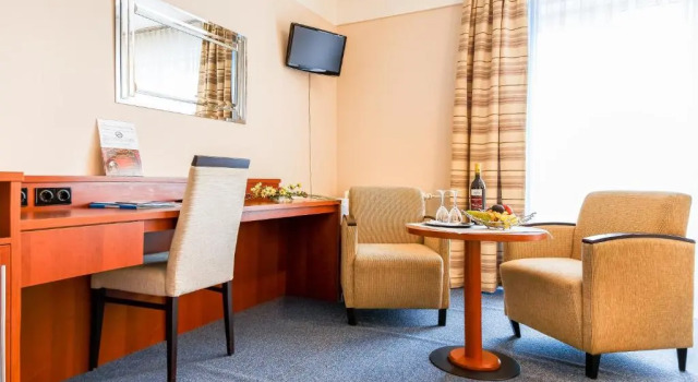 Трёхместный номер Standard Hotel Marttel