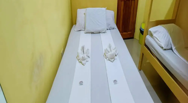 Las Residencias Bed and Breakfast, Prenota Bed & breakfast Hotel a Palawan con parcheggio, Parcheggio