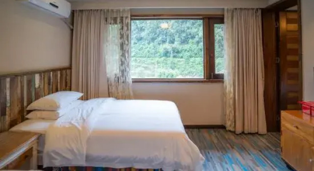 Семейный люкс Shier Beihou Shuanghe Inn