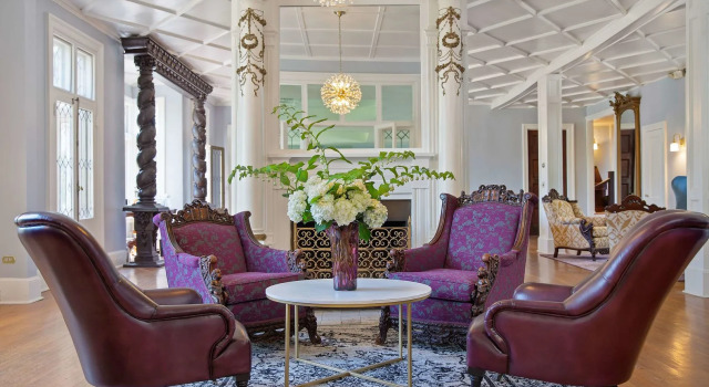 Seven Hills Inn