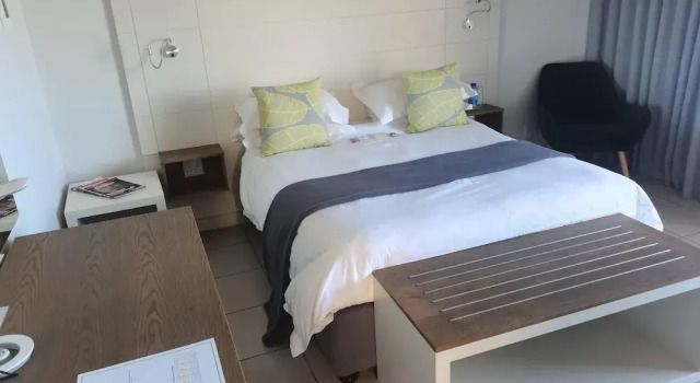 Luxo quarto varanda e com vista para o mar The Paralian