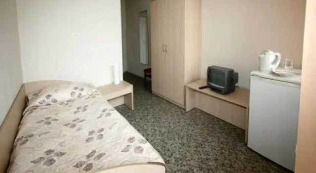 Palangos Dailė, Забронировать Отель Отели Паланги 3 звезды, рядом с Palanga Concert Hall, 3*