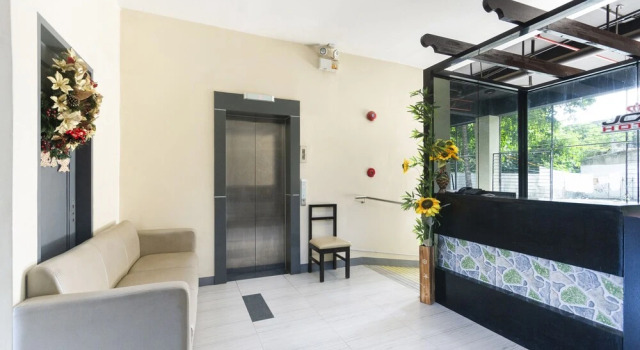 Soleil Suites Cebu, Забронировать Отель Отели Себу 5 звезд, рядом с Университетская больница «Себу Докторс», 5*