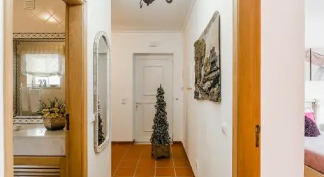 Burgo D. Afonso V, Rezervovat Hotel Hotely v Oeste s parkováním, Parkování