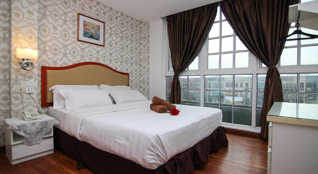 Hotel Zamburger Taman Nusa Bestari, Reserva ahora Hotel Hoteles en Johore con aparcamiento, Aparcamiento