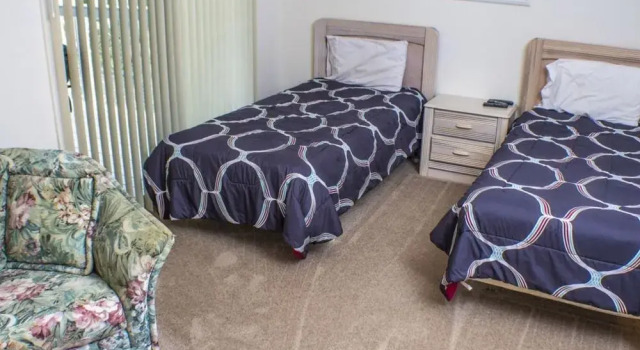 3 Bedrooms Condo by RedAwning