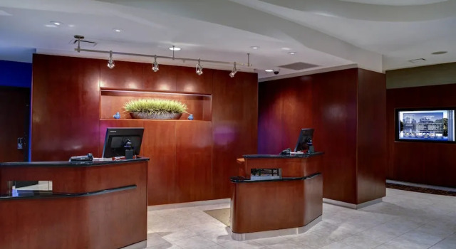 Courtyard by Marriott Atlanta Airport West, Забронировать Отель Ист-Пойнт Джорджия