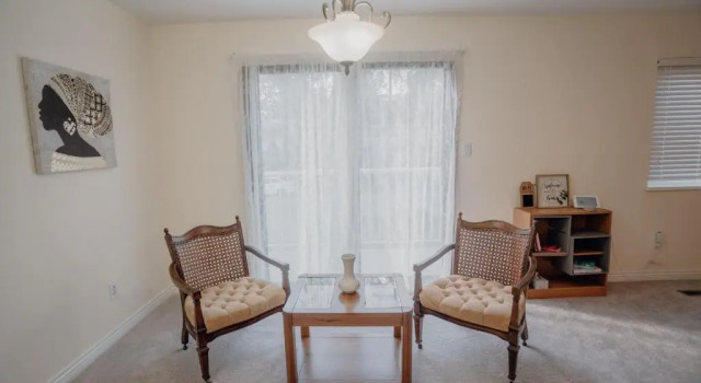 Cozy & spacious beautiful house in heart of the city, Buchen Sie Hotel Surrey 