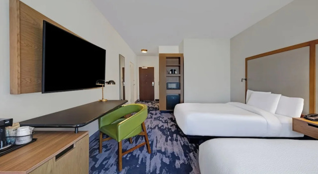 Четырёхместный номер Standard Fairfield by Marriott Inn & Suites Alpharetta Avalon Area