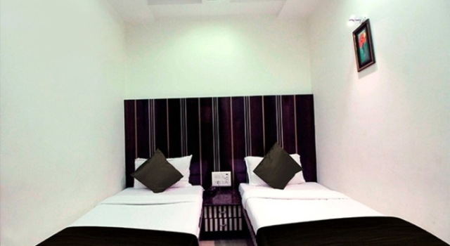 Apple Suites