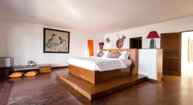 Люкс с балконом и с видом на море Suarti Resort Villas & Gallery