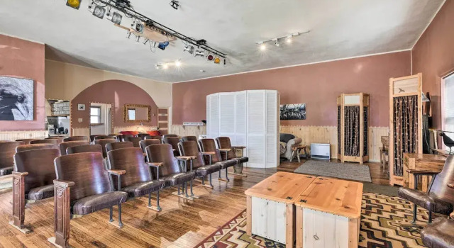 Converted Concert Hall in Downtown Del Norte!, Reserva ahora Hotel Del Norte Colorado