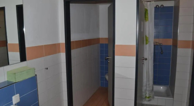 Кровать в общем номере (женский номер) Jugendherberge Lübeck Altstadt