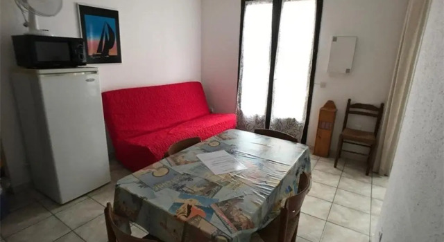Appartement Port Leucate, 3 pièces, 6 personnes - FR-1-81-83, Book Lejlighed Hoteller i Corbières med parkering, Parkering