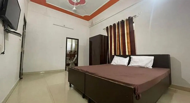 Fabhotel Kalawati Palace
