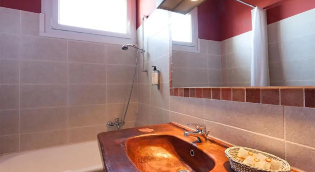Семейный номер Standard Logis Hotel Les Vignes Blanches