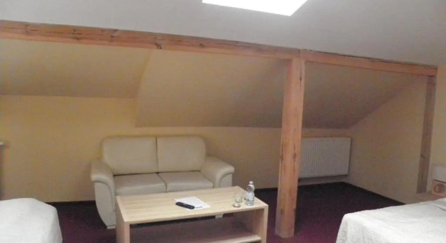 Трёхместный номер Standard Motel Tower