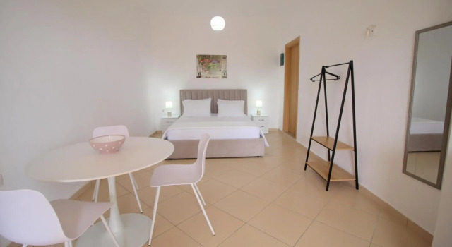 Nefeli's Apartment, Varaa Huoneisto Himare Vlorë County