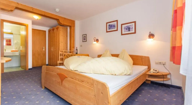 Двухместный номер Standard с балконом Pension Seighof - inklusive Bergbahnen im Sommer - regionales Frühstück - Sauna - Bergpanorama - Joker Card