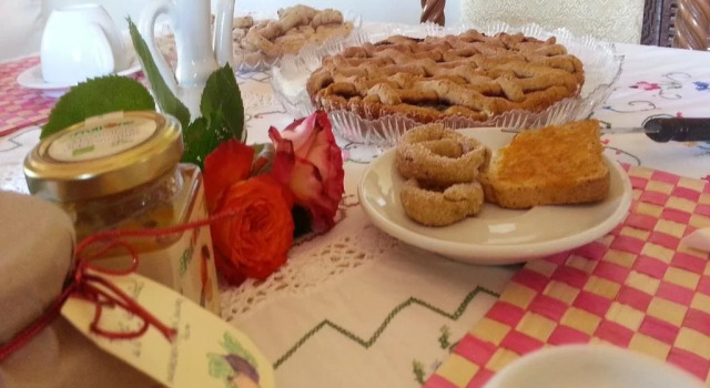 Al Tetto Rosso B&B Eco-Friendly, Book Bed and Breakfast  