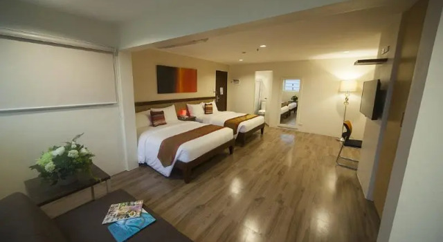 Одноместный номер Standard NS Royal Hotel