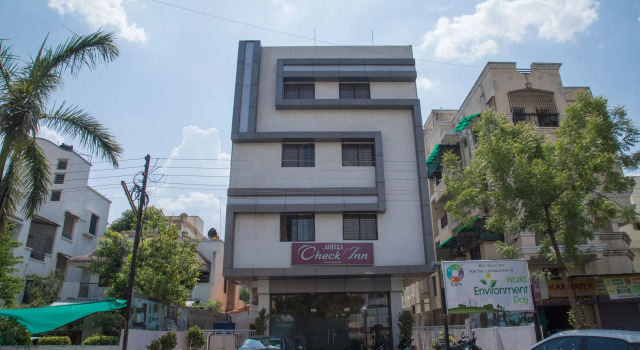 B&B The Casa, Забронировать Отель «постель и завтрак» Нагпур штат Махараштра, рядом с Аквапарк Krazy Castle