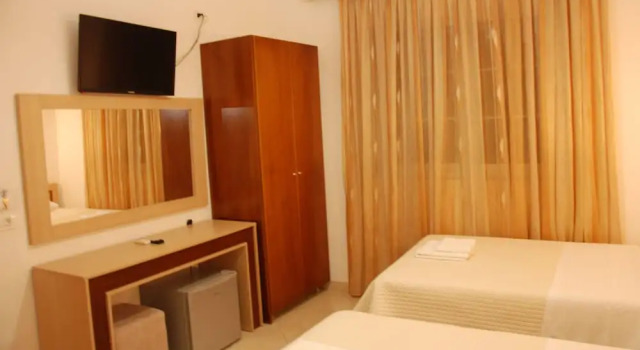 Двухместный номер Standard с балконом и с видом на сад Hotel Mano