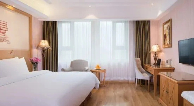 Двухместный люкс Superior Vienna Hotel Inner Mongolia Hohhot Railway Station Gongzhufu Metro Station