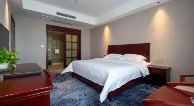Люкс Executive Huayun Hotel