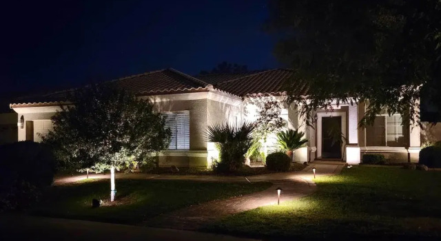 Beautiful Backyard: Comfortable Phoenix Getaway!, Забронировать Дом для отпуска  