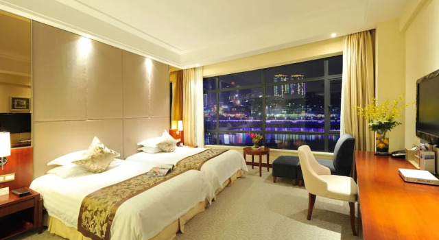 Номер Deluxe Longting New Century Hotel Qiandao Lake