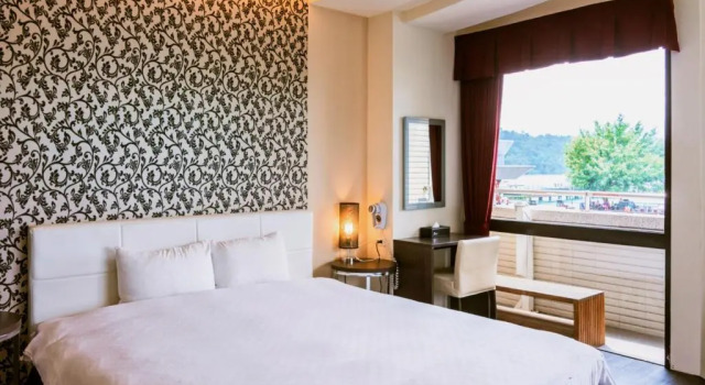 Семейный номер Standard с балконом Hu Yue Lakeview Hotel