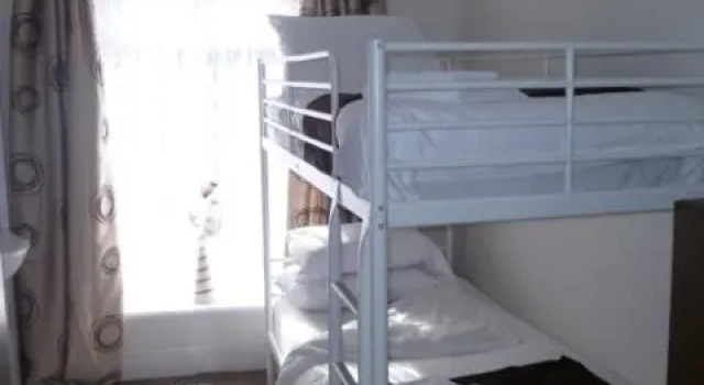 Трёхместный номер Standard Belle Vue Hotel