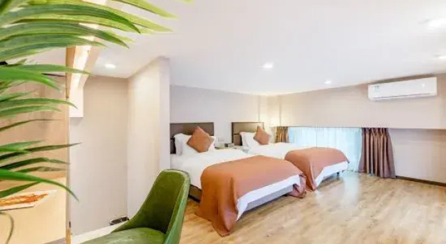 Люкс Дуплекс с 2 комнатами Mengsiyuan Apartment