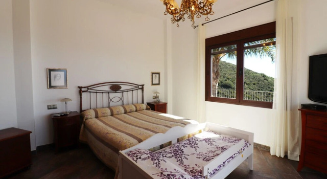 Villa Paquita SpainSunRentals 1149, Забронировать Вилла Отели Калета-де-Велес с бассейном, Бассейн