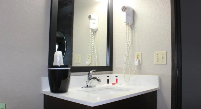 Номер Standard Super 8 Grand Rapids City Center