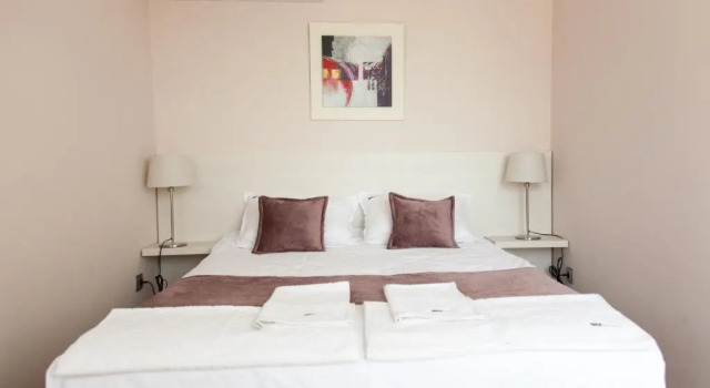 Студия с балконом Sky Apartments