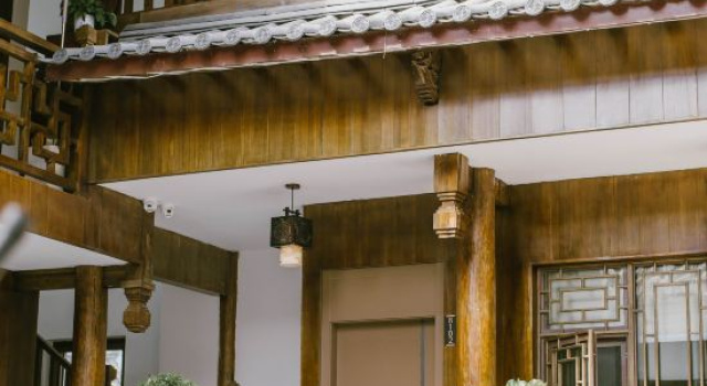 Anyu‑Villa Guiyuan Homestay | Panoramic Holiday Courtyard, Забронировать Отель Лицзян Юньнань, рядом с Water Wheels