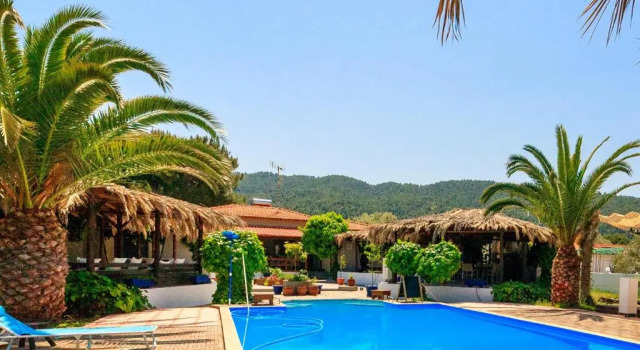 Kissos Apartments, Book Apartment Vourvourou 