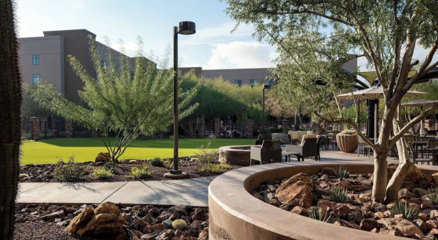 Люкс c 1 комнатой с балконом Residence Inn by Marriott Scottsdale Salt River