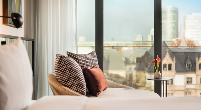 Двухместный номер Standard с балконом и с видом на город Kennedy 89 Hotel Frankfurt, part of Hyatt