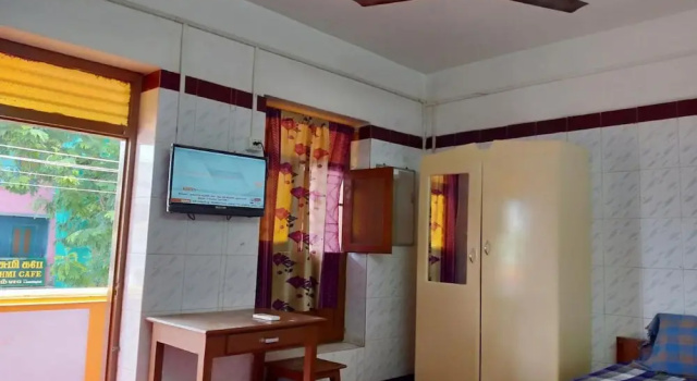Номер Economy Parisha Residency- Temple Side Hotel