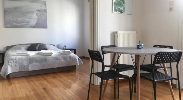 Central 5 Room Apartment