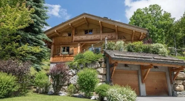 Chalet 4 Étoiles 13 Pers. à La Clusaz - Grande Terrasse, Garage, WIFI, Arrêt Skibus à Proximité - FR-1-437-81, Забронировать Шале Виллы Овернь-Рона-Альпы, Вилла